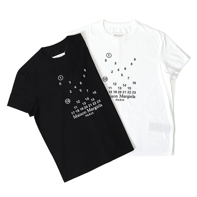 Maison Margiela メゾンマルジェラ カレンダーグラフィック ロゴT