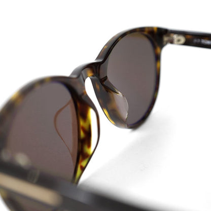 TOM FORD トムフォード サングラス FT0522-F-5152E