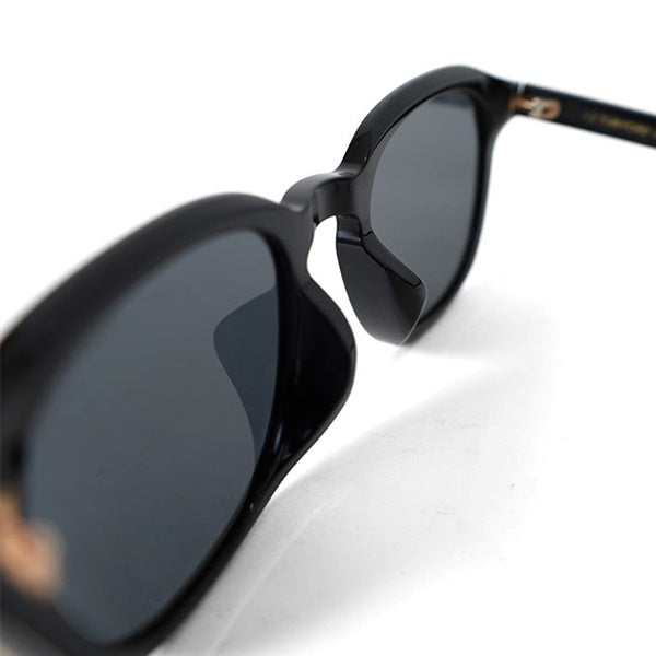TOM FORD トムフォード サングラス FT0975-K-5201A