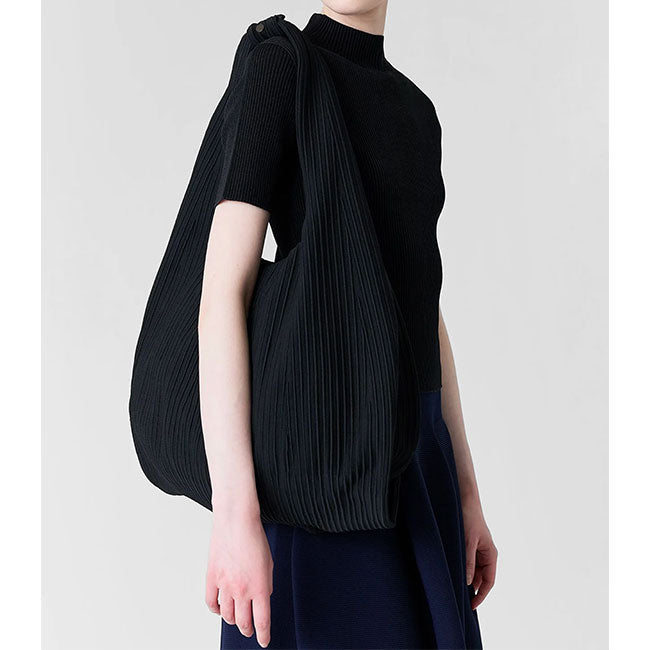 CFCL DAYFUKU LARGE SHOULDER BAG CF012AG029