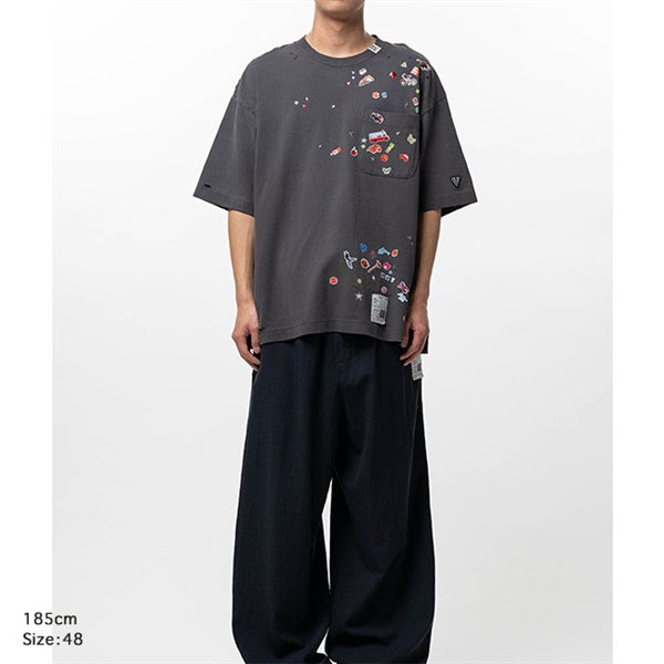 Maison MIHARA YASUHIRO メゾンミハラヤスヒロ Kids Sticker Printed T-shirt キッズステッカー プリントTシャツ J16TS821