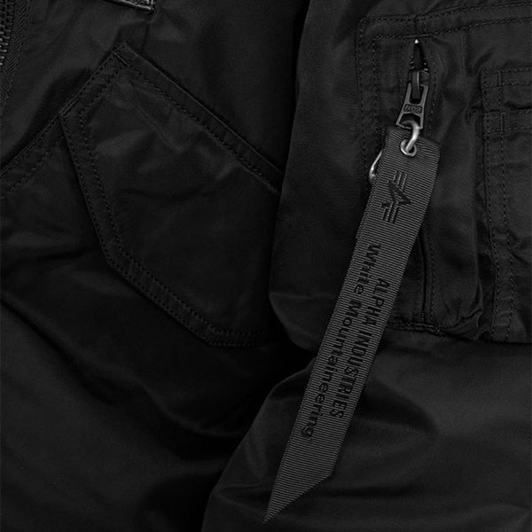 White Mountaineering × ALPHA INDUSTRIES ホワイトマウンテニアリング