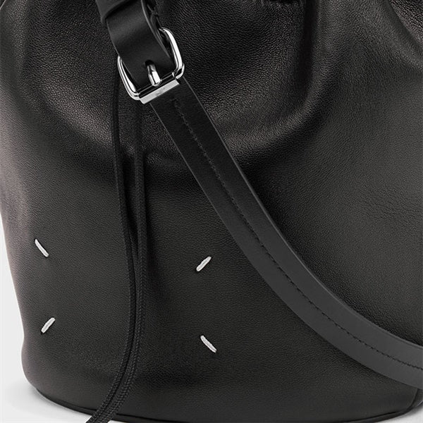 Maison Margiela メゾンマルジェラ ドローストリング ショルダーポーチ SB2ZH0003 P8832