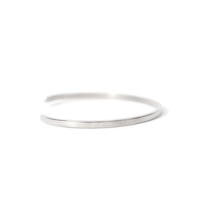 Maison Margiela メゾンマルジェラ ネームロゴ シルバー バングル SM1UY0064 SV0158
