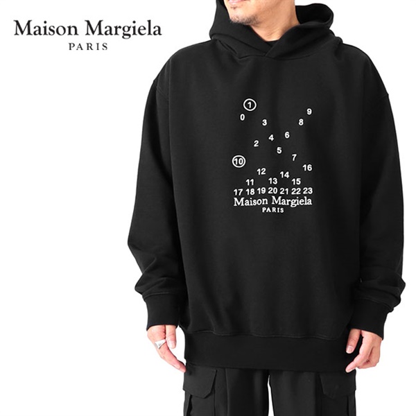 Maison Margiela メゾンマルジェラ オーバーサイズ カレンダーグラフィック ロゴ スウェットパーカー S50GU0202 S25505